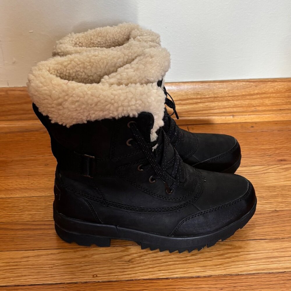 Sorel Black and Cream Waterpoof Winter Boots Size 8.5 NWOT